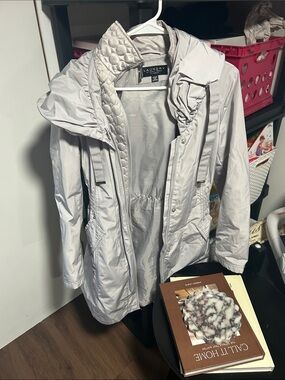Laundry rain coat